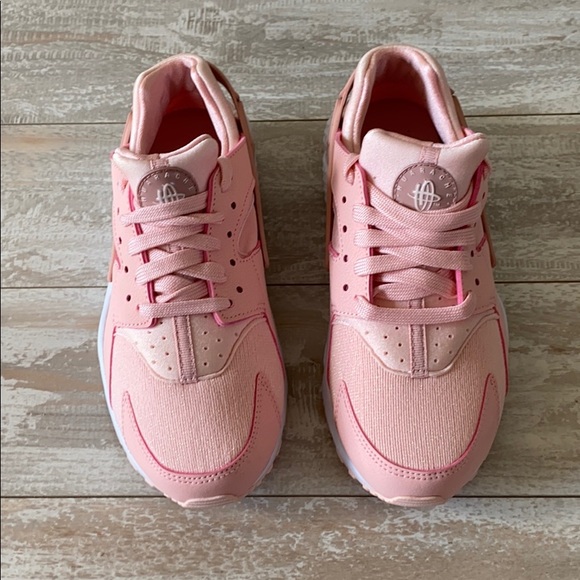 NWT Nike huarache run special edition - Picture 5 of 10